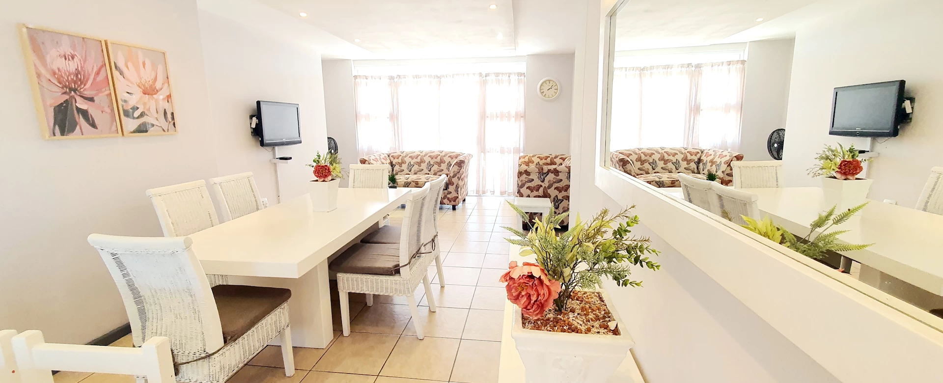 Point Village Hotel - Apartments