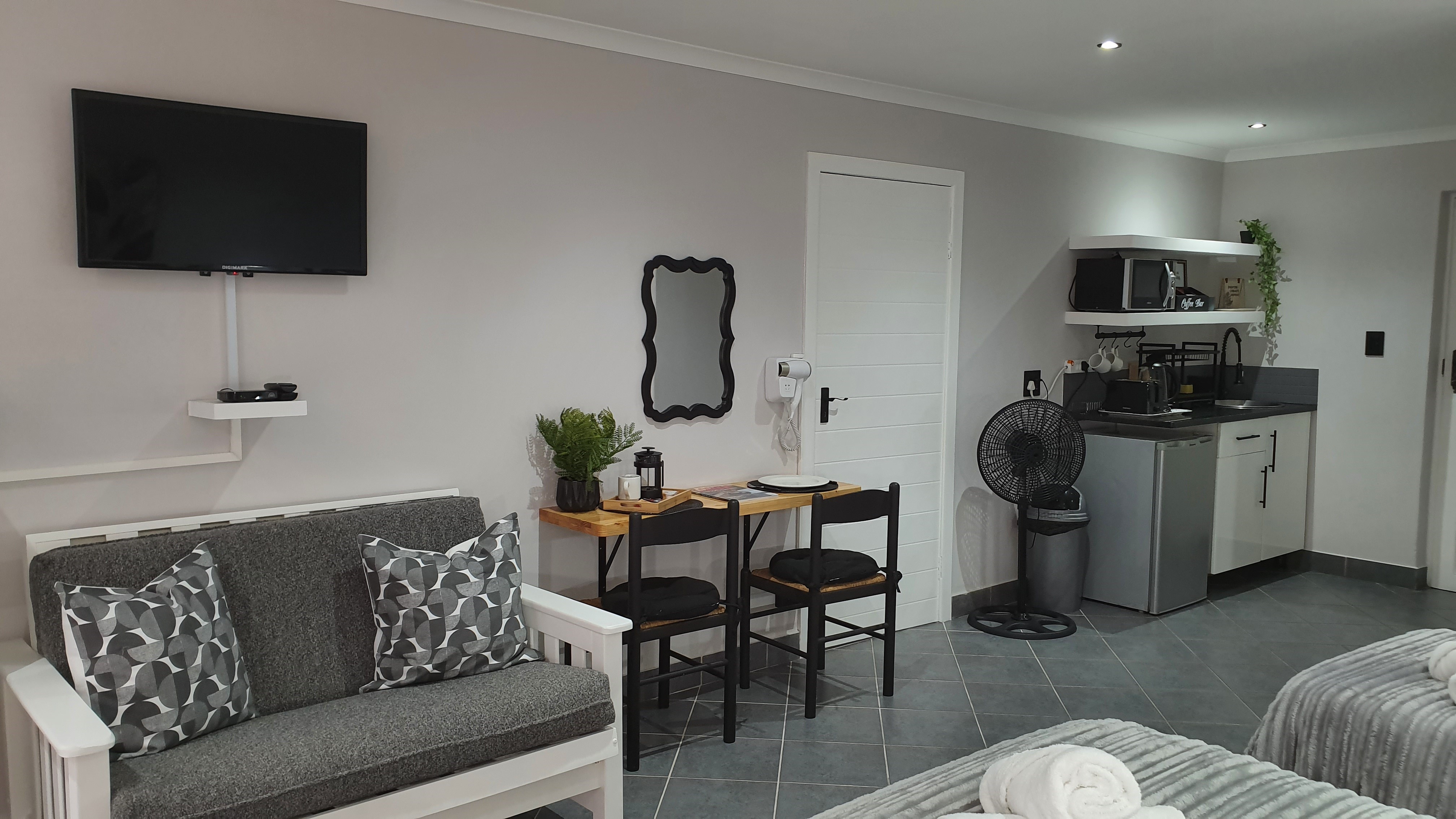 Room 4 - Family Room